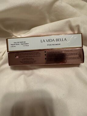 La Vida Bella Eau de Parfum for Women - NIB